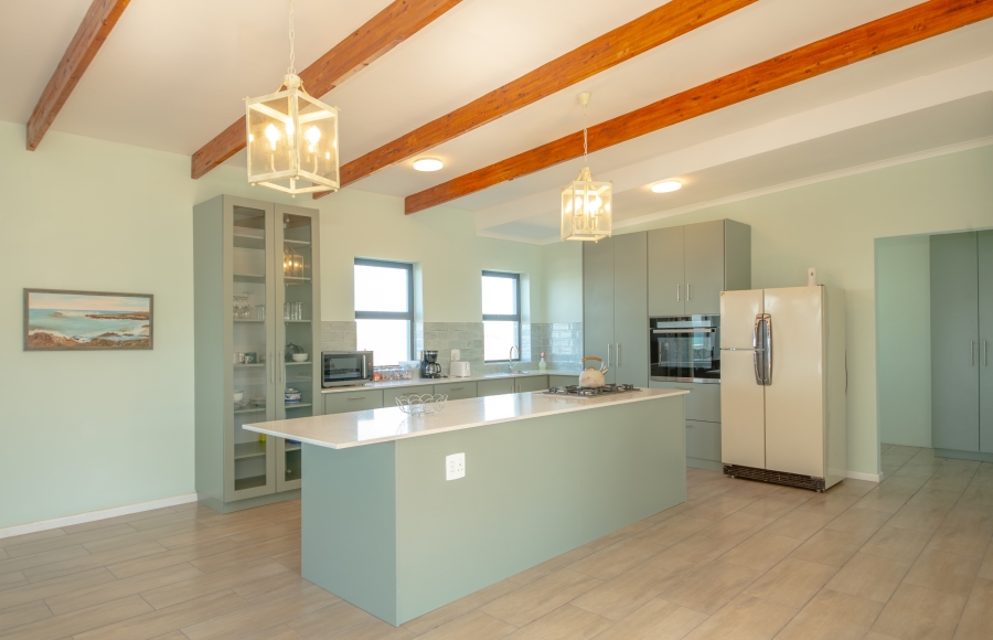 4 Bedroom Property for Sale in Sunny Seas Estate Western Cape